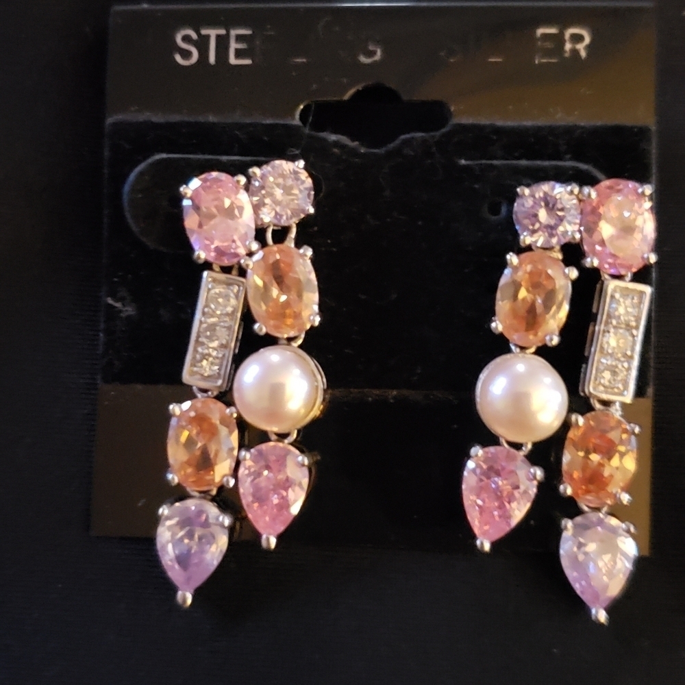 Sterling silver earrings w stones and pearls Hp🔥🔥🔥🔥
